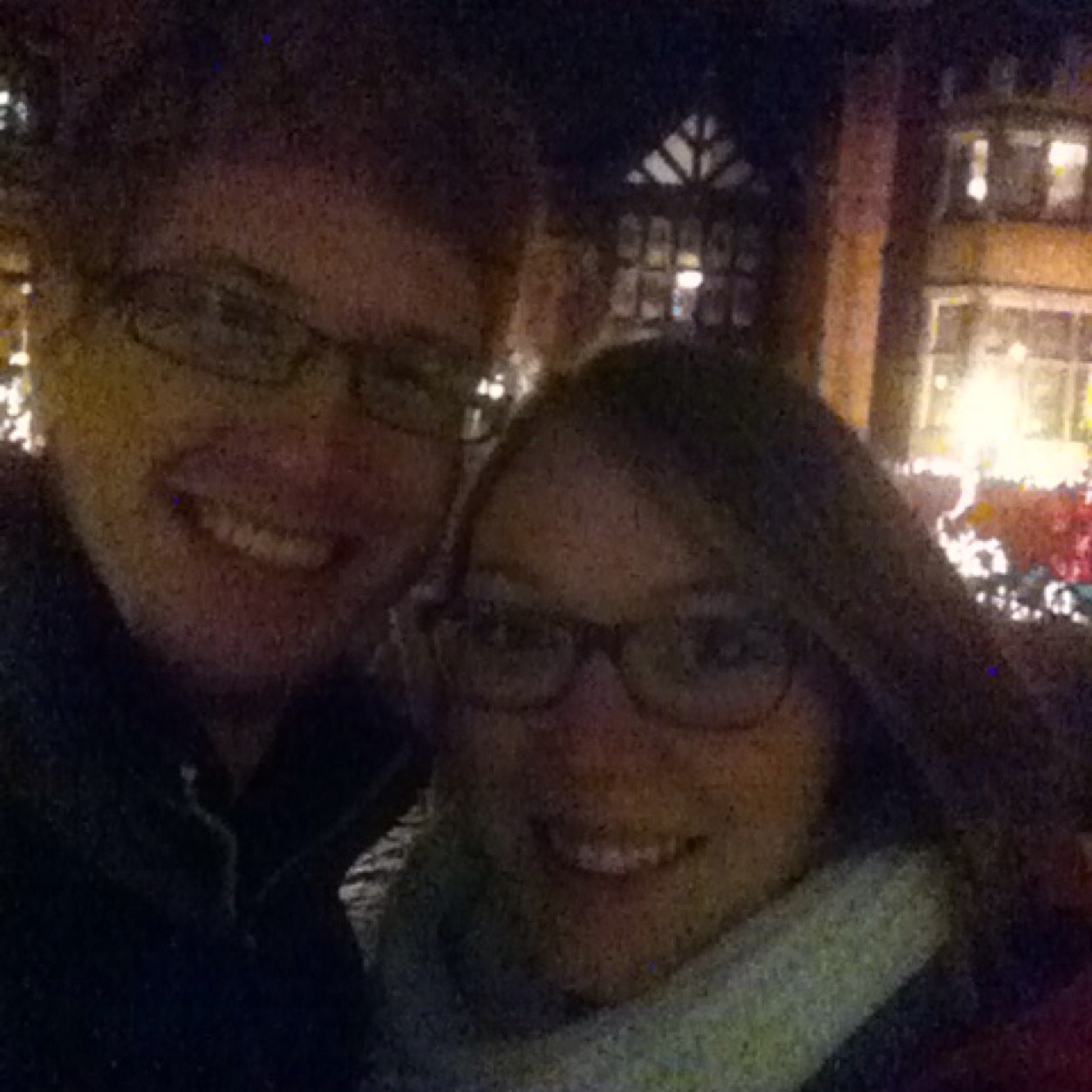 sarahjaylaugh's profile picture. 