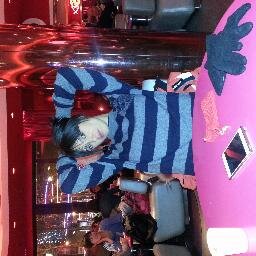 valenti04098058's profile picture. 