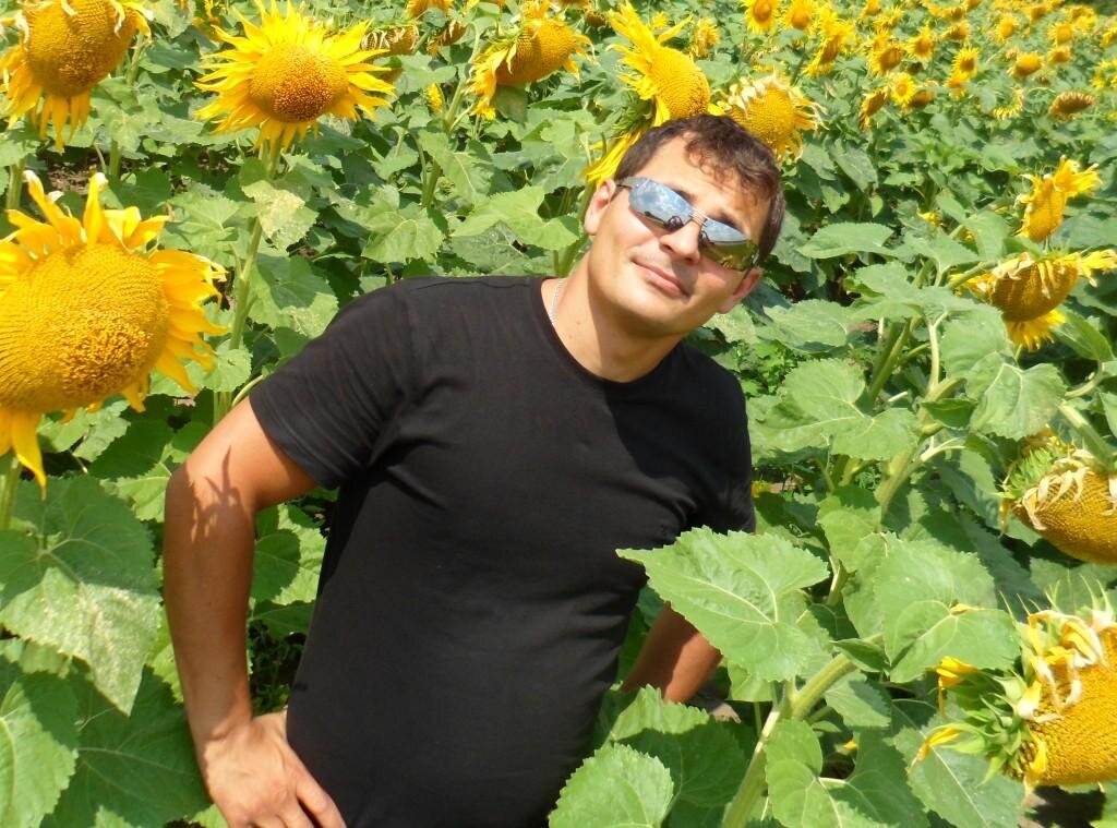 ASKrekords's profile picture. студия звукозаписи ASKrekords , проведение свадеб , банкетов и прочих мероприятий конт.тел +7962-450-68-58