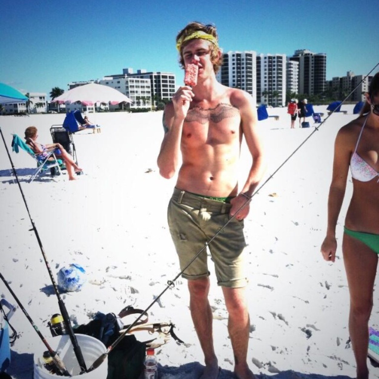 FMB, Fl