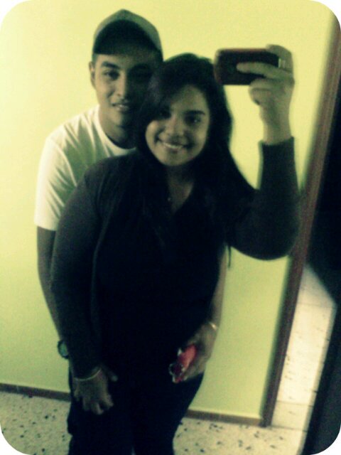 SOÑADORA*-* Sin duda alguna me gustan los retos! Enamorada de mi 15«3 Estudio ENFERMERIA♥ Amo la Musica♥ Y siempre involucro a Dios en mi vida☺