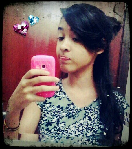 I love one direction 
One direction my life ♥♡ :)