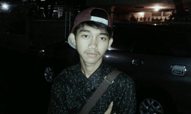 EsIqbal's profile picture. Bassist @EVERSLADE | Guitarist @FS_LikeJazz | SongWritter | Gibson addict | #HardcorePride | #HellOmen