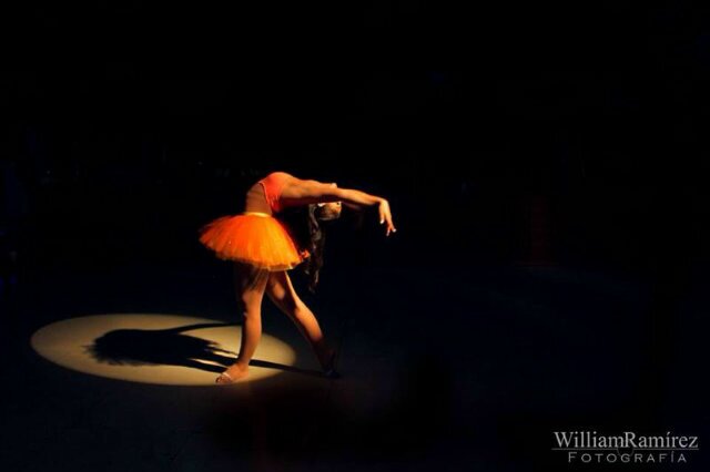15. Bailarina. Orgullosa de ser venezolana, consciente de que podemos ser mejores.  Be Yourself, that's all.