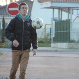 Footballeur à l'ASR