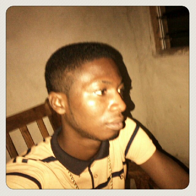 Cool guy| God fearing| Student| Working| Ambitious| Yung6ix hardcore fan, ¶ rap, ¶ sing| #TeamLiverpool 4 lyf, press d ff button n u wil neva walk alone