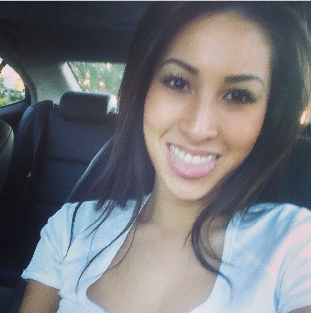 miss__LAUREN's profile picture. please note: 2 __s!

1987. Travelista. Everything happens for a REASON.