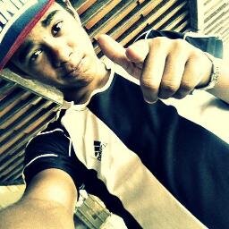 Prazer:Carlosvinicios, torcedor do melhor time da paraíba #CampinenseClube,15 anos,#solteiro, ,quer saber mais:follow-me logo '[]'