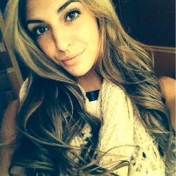 sarah 17 and I follow back yo