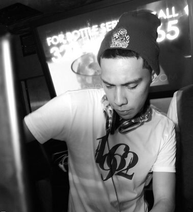 djsinitstr 818 valley to the world!
music game on point!