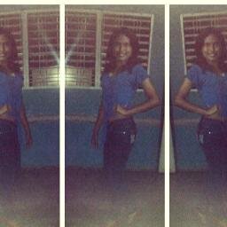 alegre y feliz ;*