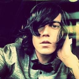 hey follow me i'll  follow u back!! i'm awesome, fun n oh i love bands! lolz :3 :p Be What You Want Not What Everyone Wants You To Be!! 3 ;) #stayAWESOME!!
