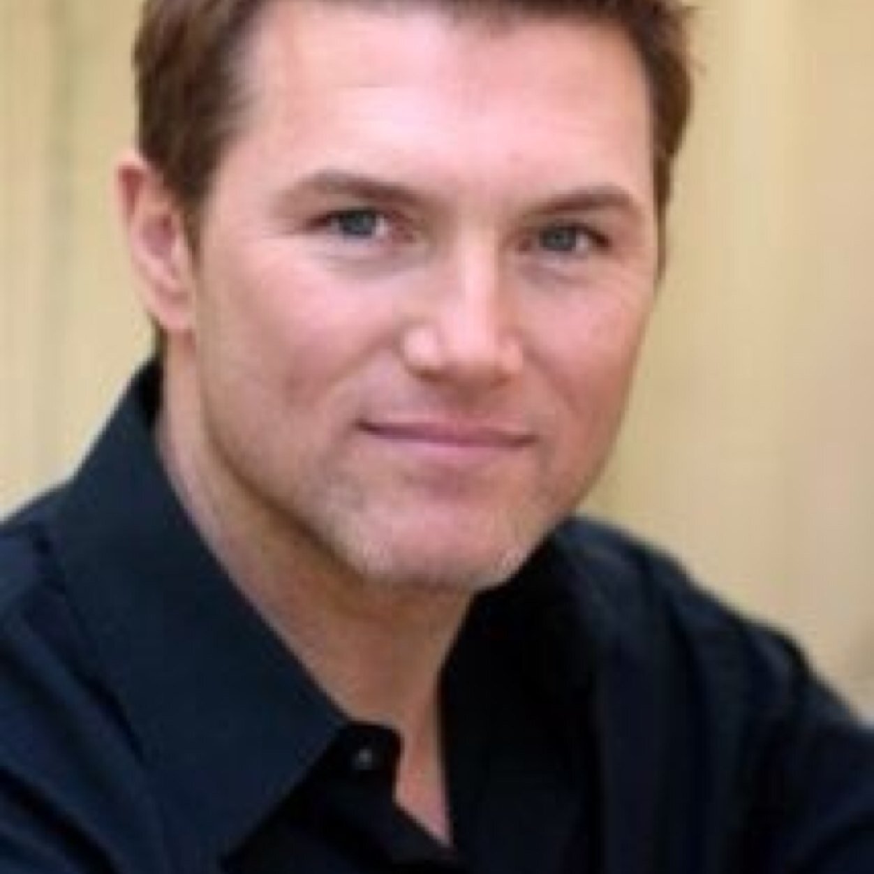 Actor, golfer, person who talks about golf, person who thinks way too much about golf.
