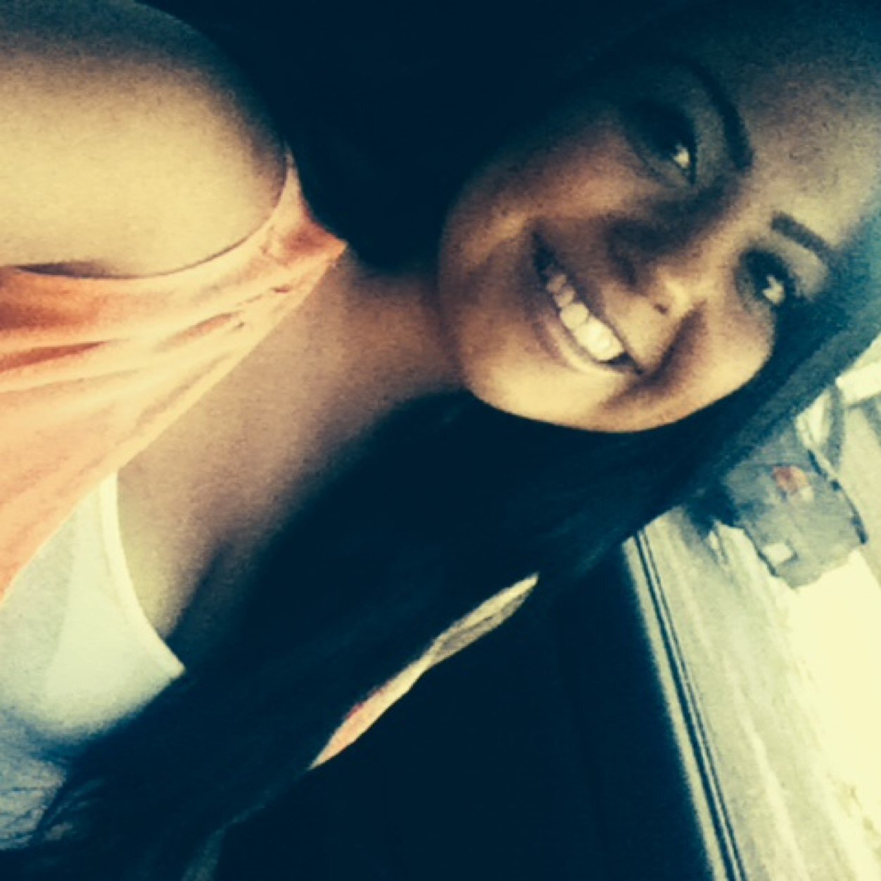 crbubs's profile picture. You are the sun and moon to me, i'll never get over you, you'll never get over me.