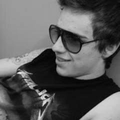 te dei um follow grátis, sigam a @flyinghigher_ sdv, só pedir