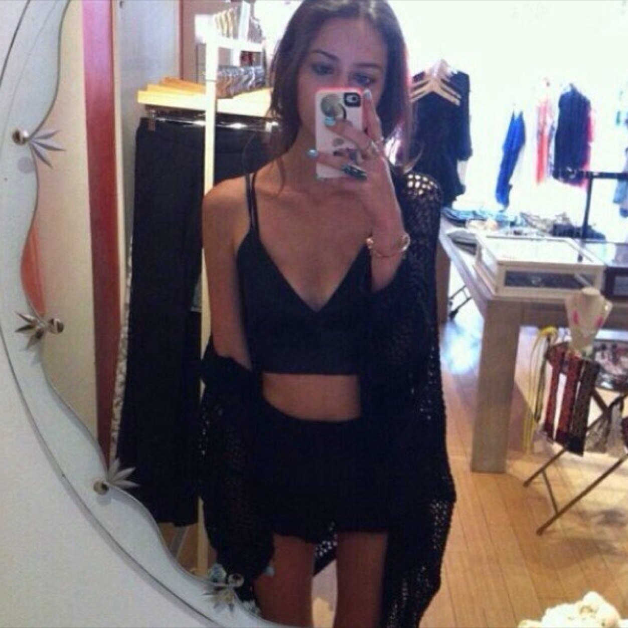 Bulimic with no self worth:)