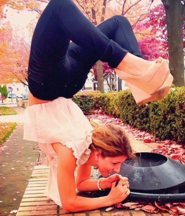 WARNING: yoga has been known to cause health and happiness..follow @fiiitspo because shes hot