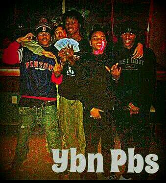 Jus a Young.Brewsta.Nigga Drinkin Lean Poppin Bottles & Blowin Thrax wit my DAY1 fellaz #Ybn #Pbs SQUALLY!!!!!!! FREE AL & SLIM I L♥VE MY BABY TORI