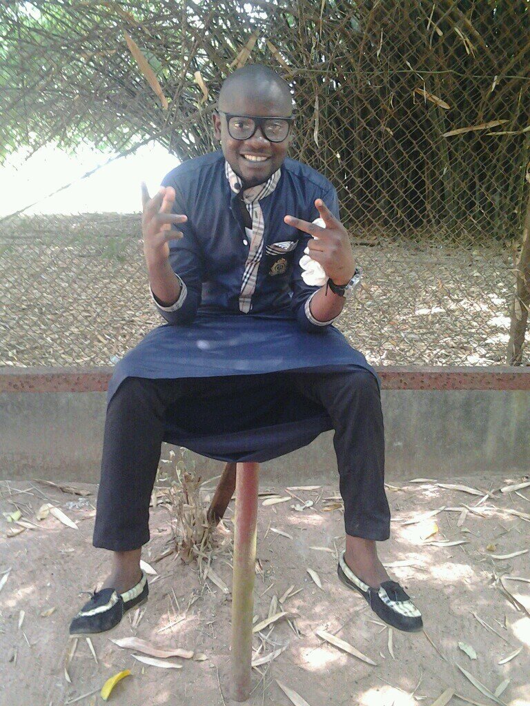 Urchterry88's profile picture. Just simple.buh difficult 2 simplify!!!