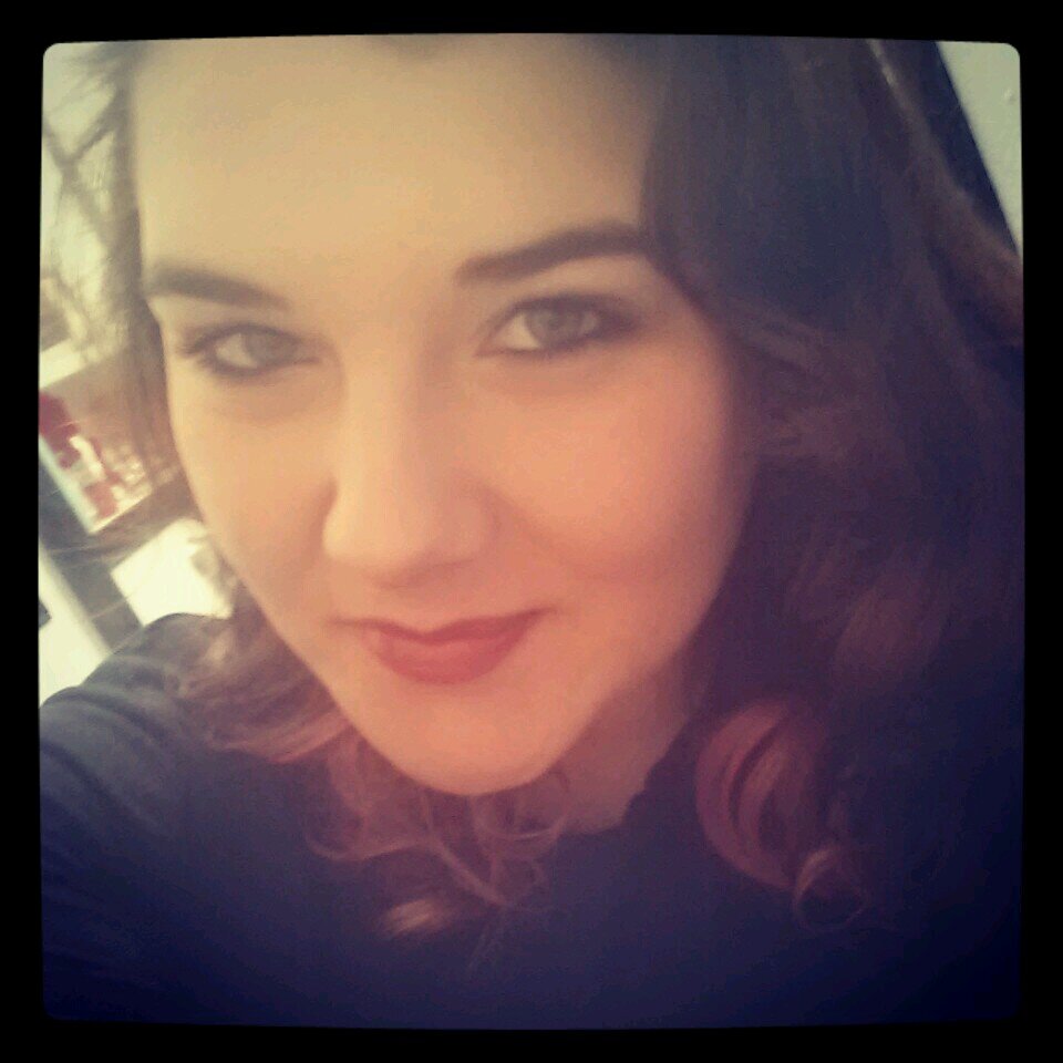 Mikaela_Malone's profile picture. I'm not your ordinary girl next door!! ;) ohh and by the way im taken by    The Best In The World :*