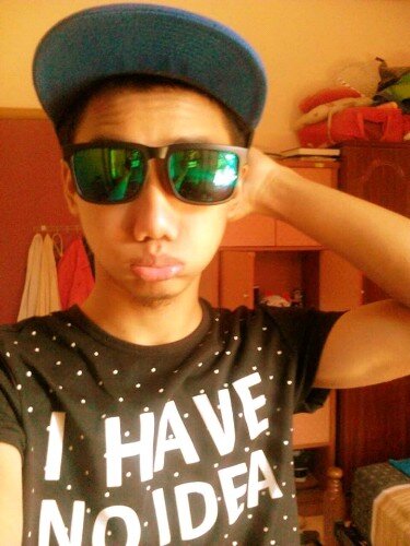 newbiecasper's profile picture. السَّلاَمُ عَلَيْكُمْ وَرَحْمَةُ اللهِ وَبَرَكَاتُهُ 
        i'm Amirul , just call PM , what's PM?
         it's Privacy .. ♥ xoxo ♥