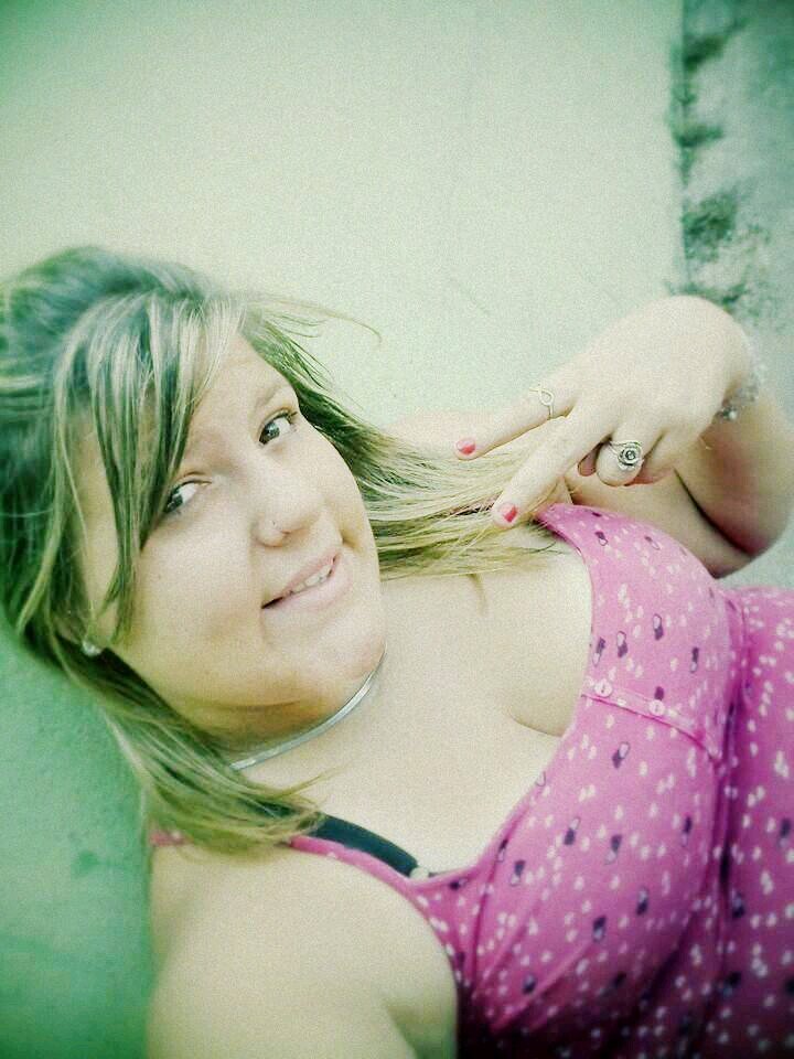 Me livrai de tudo aquilo que me trava o riso , amém !