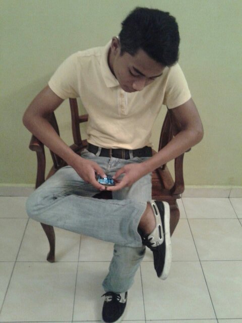 afiqrosli_'s profile picture. Nobody prays for the heartless.