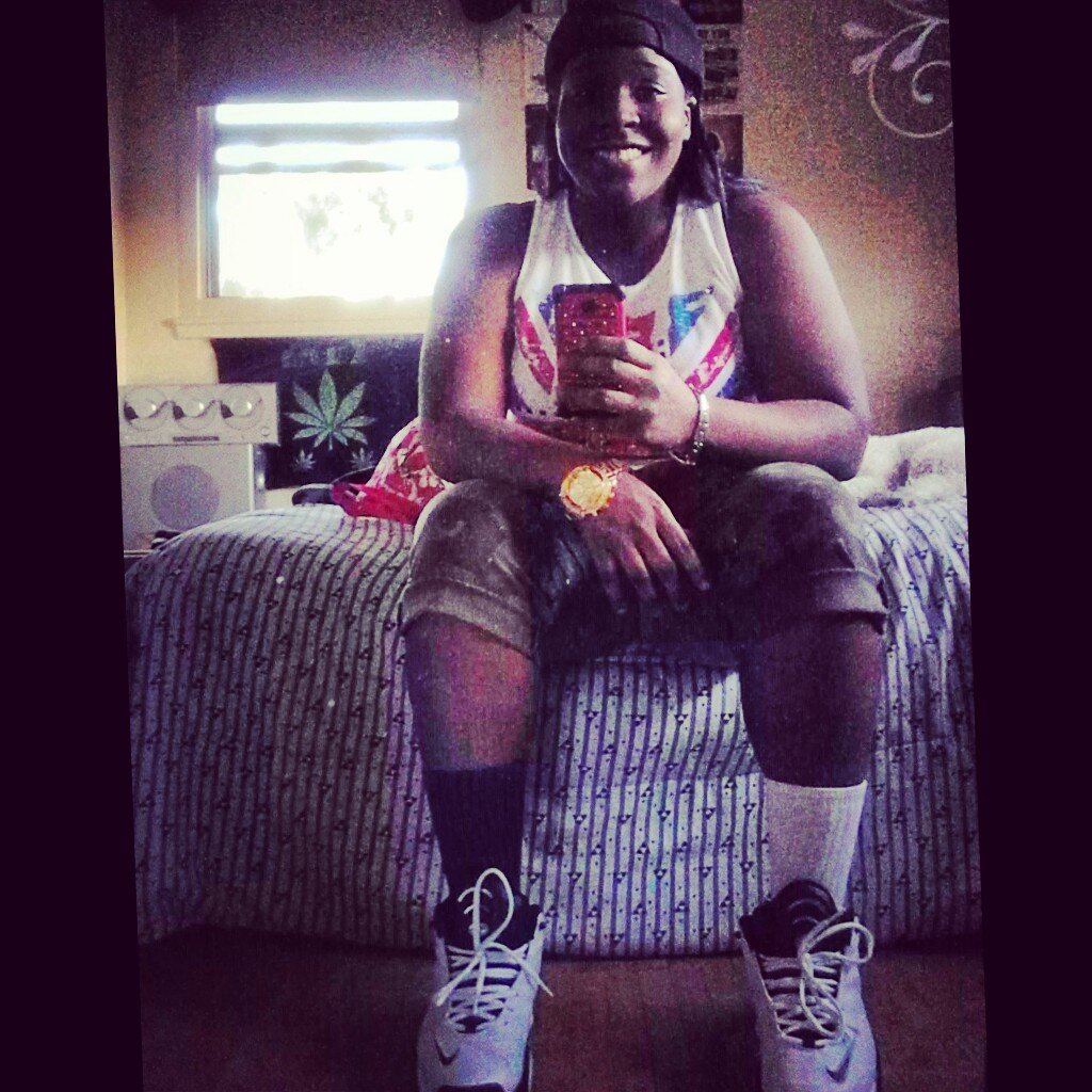 GOD 1ST!
∅21197
6Teen Year$ Young
#AqUaRiU$
#ToMbOYnIdGaF
#420FrIeNdLy
IF YOU WANNA GET TO KNOW ME, A PICTURE TELL$ A THOU$AND WORD$! (I got the app