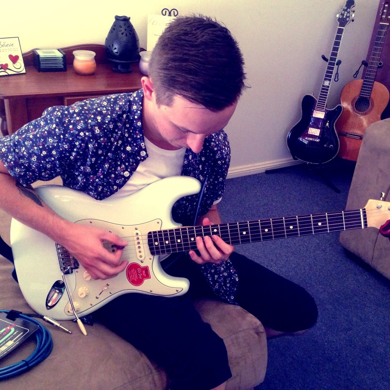 ☮ Tyler ☮ Guitarist. My music is my everything and so is @WhitneyClothier! ^_^ Get amongst it!