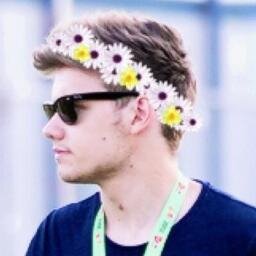 0/everyone... im not good at bios. or anything. except i am good at loving boybands :D