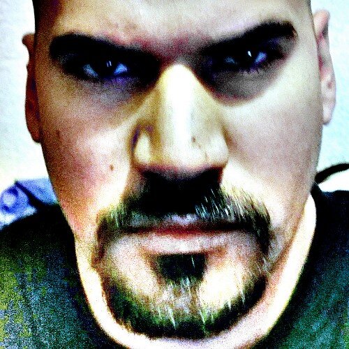 Rafatwiteador's profile picture. Un poco tonto, un poco loco, un poco sabio...