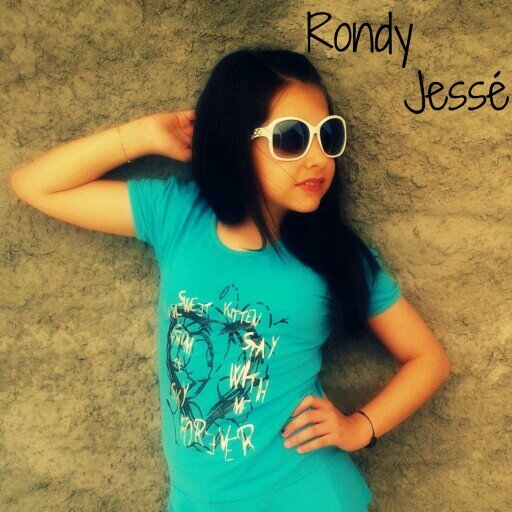 Bueno yo Me Llamo Rondy Y soy Una Chica normal, simpatica, linda, etc Leo Jr Mendez y Justin Bieber son mi vida entera! Swag Bieber