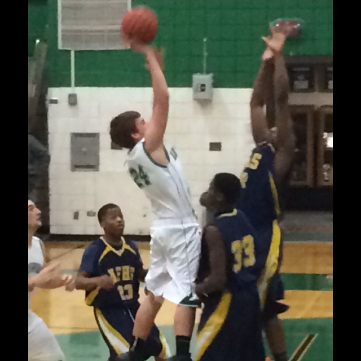 Traww2424's profile picture. Basketball is Everything