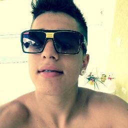 Corra atrás Dela.. uma dica !! não há só você de homem no mundo !