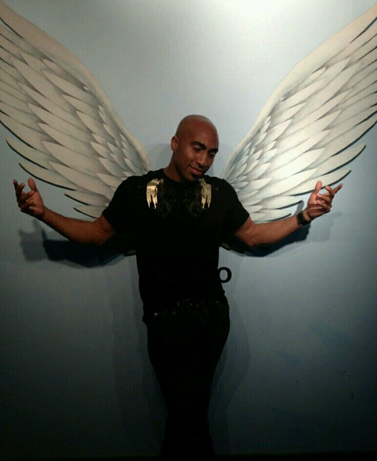 RobinoSpeaks Profile Picture
