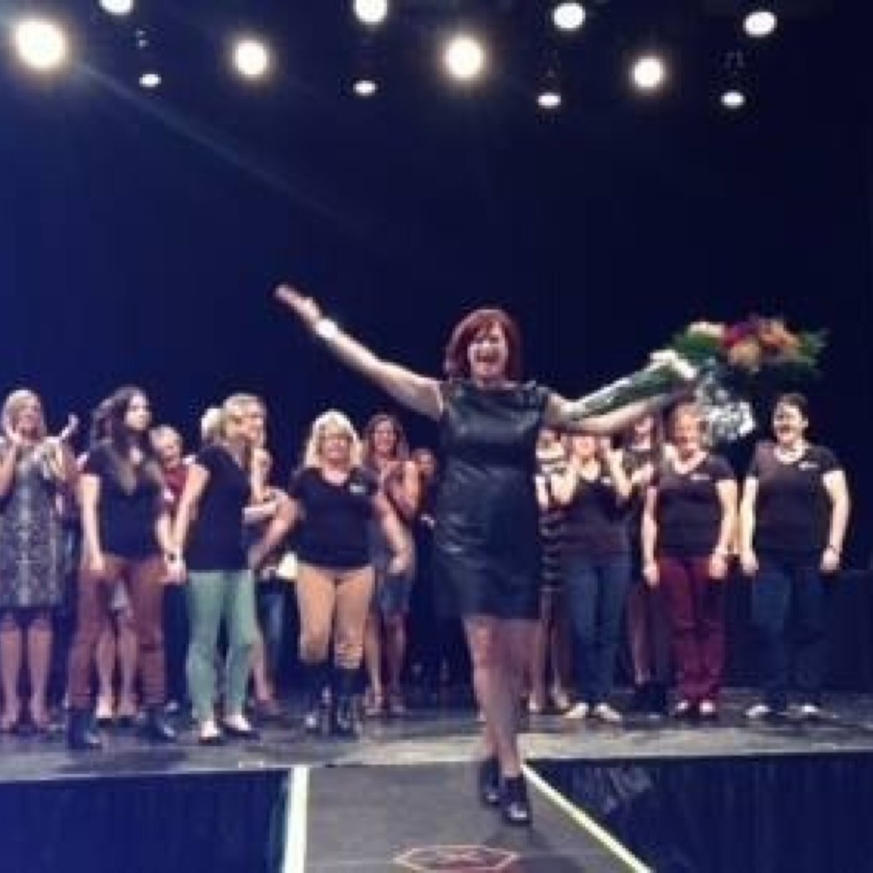 shopfrox's profile picture. Frox:  Elegant-Easy-Real