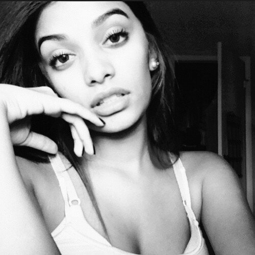 SapphireMcBratn's profile picture. Be yourself, there's no one better at it in the entire world.