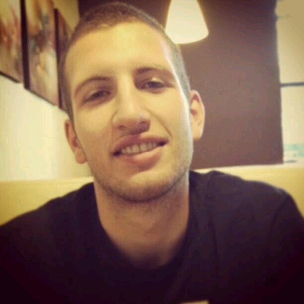 cesar93c's profile picture. 