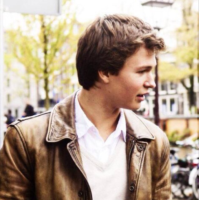 RevoltedVictor's profile picture. Some things are beyond our minds, some things we cannot possibly grasp, that's why we count stars. [RP~Multi-TFIOS~RP.] #Tristens #Lancen