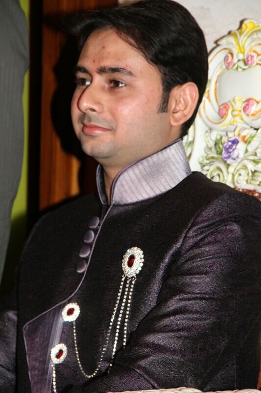 abhisworld7's profile picture. Manpower,payroll, Education ,import ,online, Restaurant, food