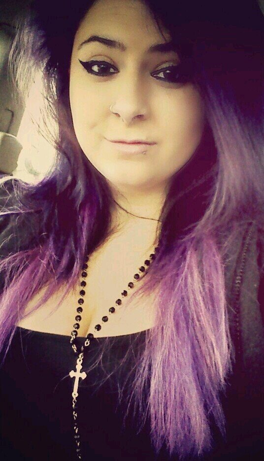 Lover of all things spiritual, psychedelic, EDM, and nature. Moonchild. Free spirit. I'm as honest as it gets, and I have a lot to say. Follow me.