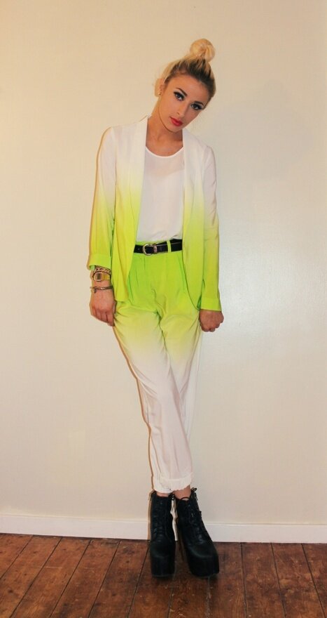 AdoraVequaud's profile picture. Texting the same person all day and night and never getting bored because you like them that much.