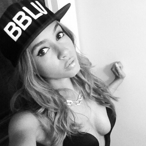 SophiaRainscrof's profile picture. It's unhealthy how much I think about you.