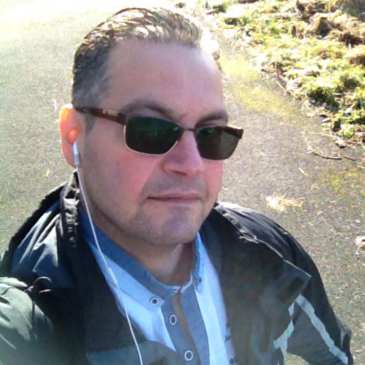 hashemy1's profile picture. Try to bee posetive