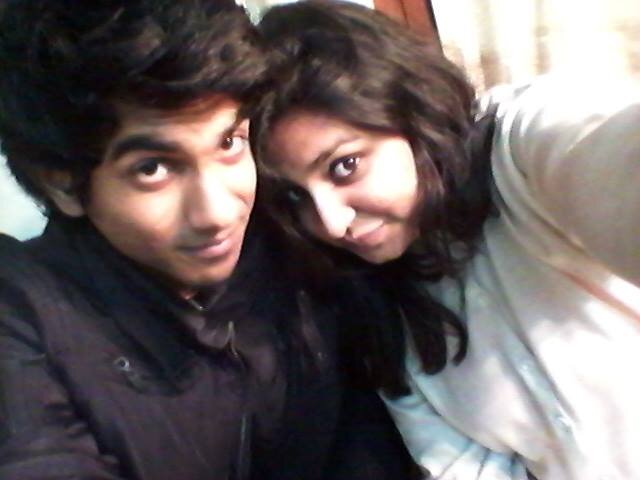 Daydreamer .... loves music :P 3 Enjoying life # best remedy :P