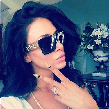 CourtenayChanti's profile picture. I want a relationship where we talk like best friends, play like kids, argue like husband and wife, and protect each other like siblings.