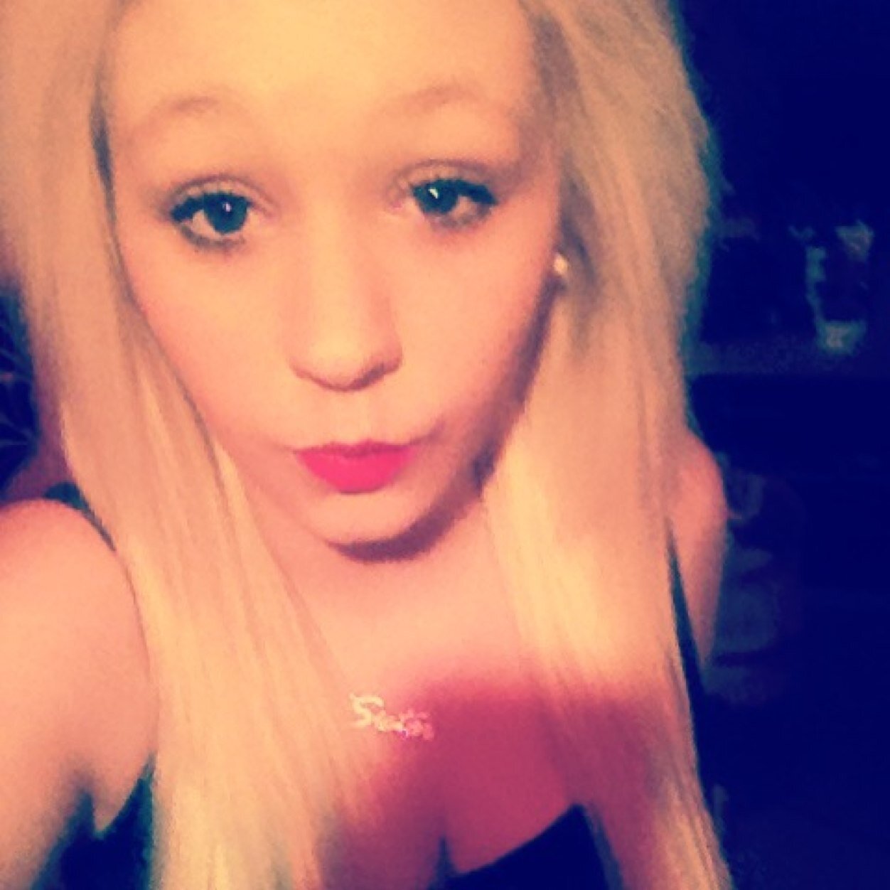 follow me and i follow back♥