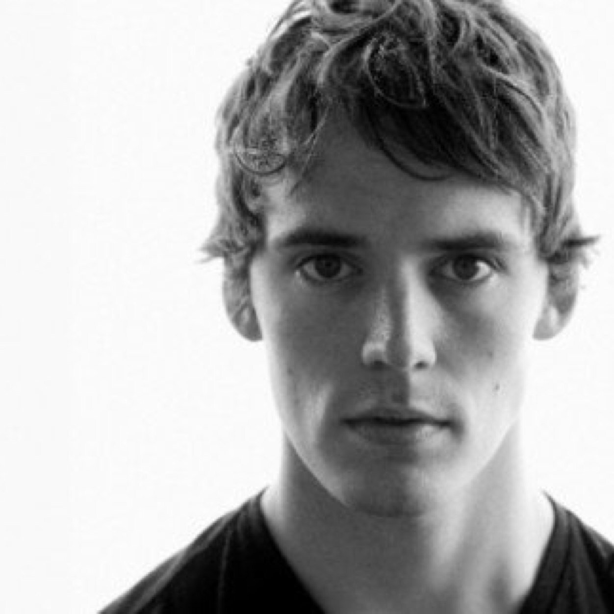 Samgc1213's profile picture. I'm just a girl who's desperate to be the sugar cube Sam's holding. #ClaflinCadet