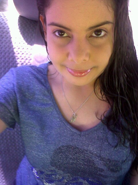 Amo a mi Familia♥ Sinceridad y precisión son mis primeros nombres,mis amigos y mis familiares son parte esencial en mi vida. Odio la soledad.