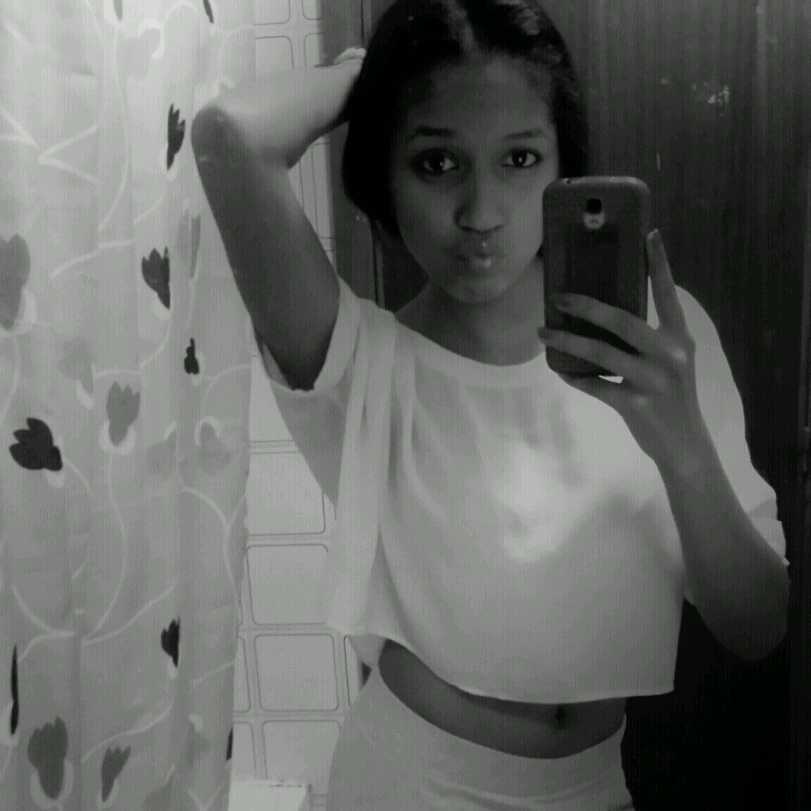 Conoceme' Instagram: Yandra_08, BBM: 74E9EF59 ~Q Me Falte Todo Menos God~♥